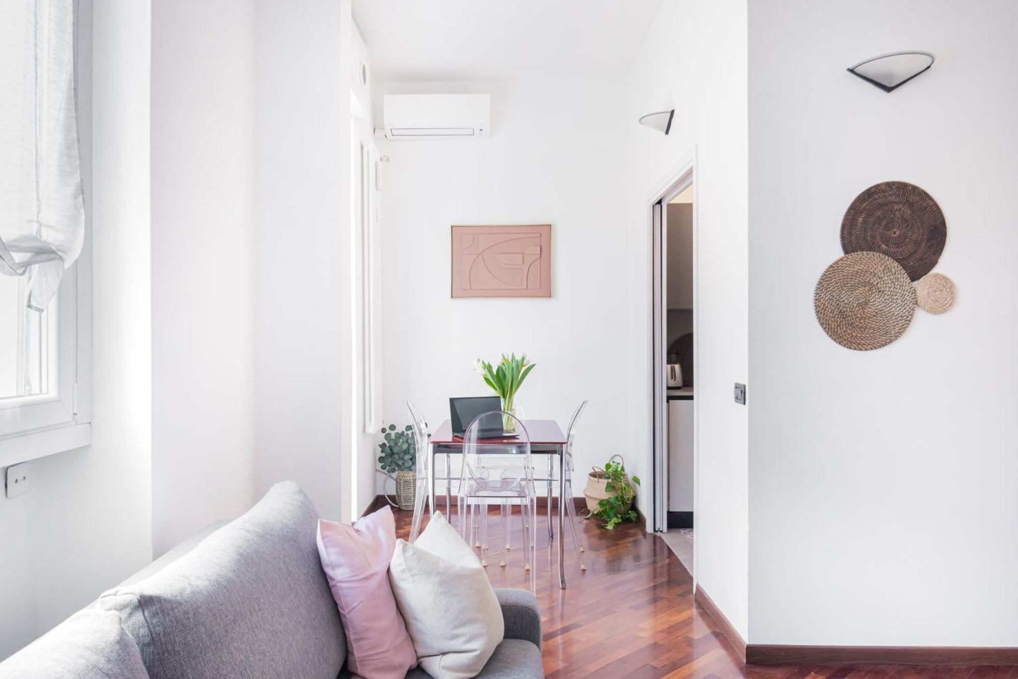 Stylish And Cozy Apt Close To Naviglio Mediolan Zewnętrze zdjęcie